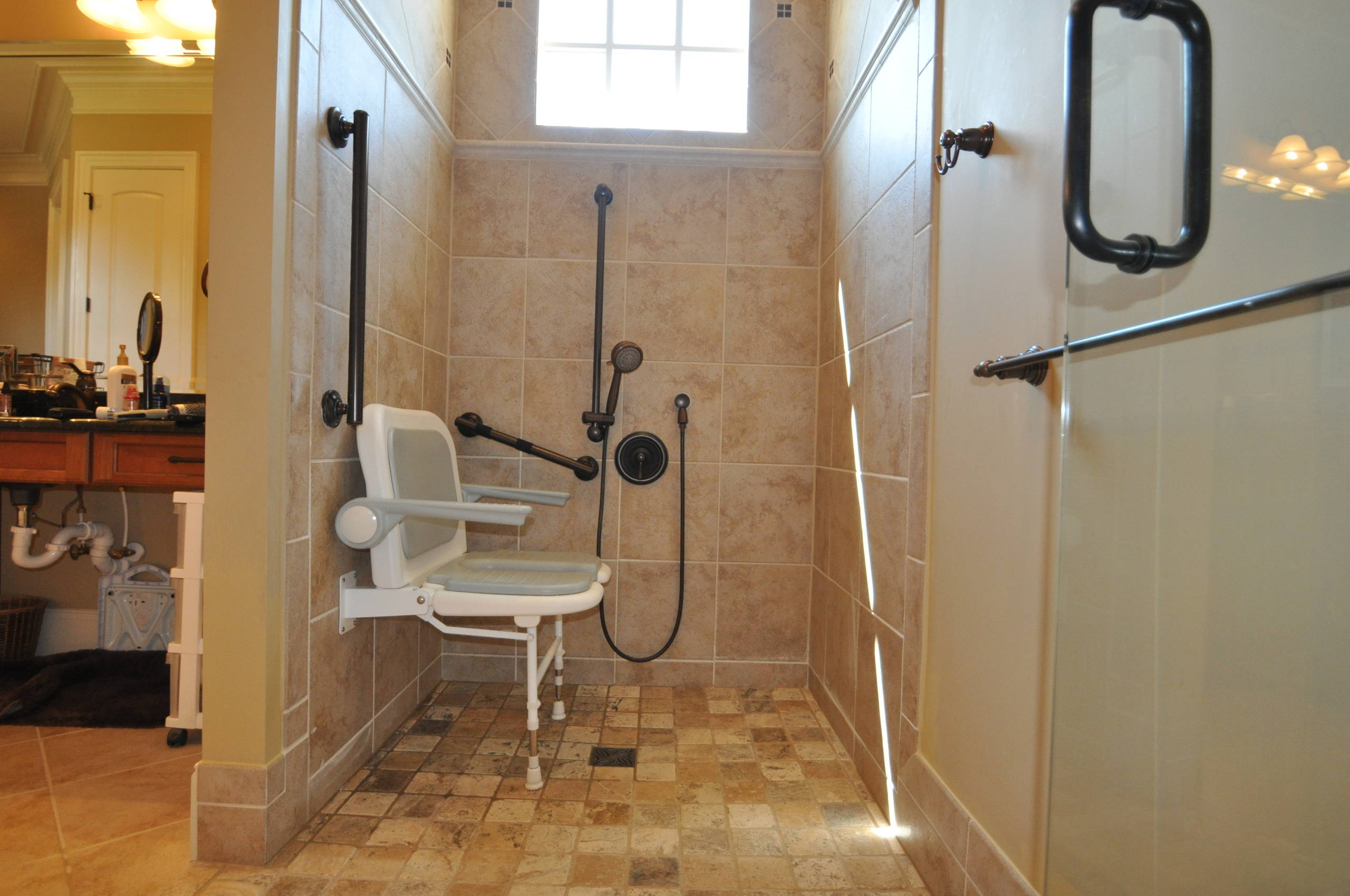 Handicap Bathroom in Kingwood, TX